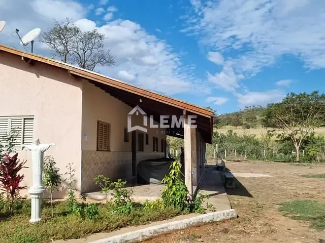 Rancho com 4000m², à venda, no bairro Vila Lambari em Mococa