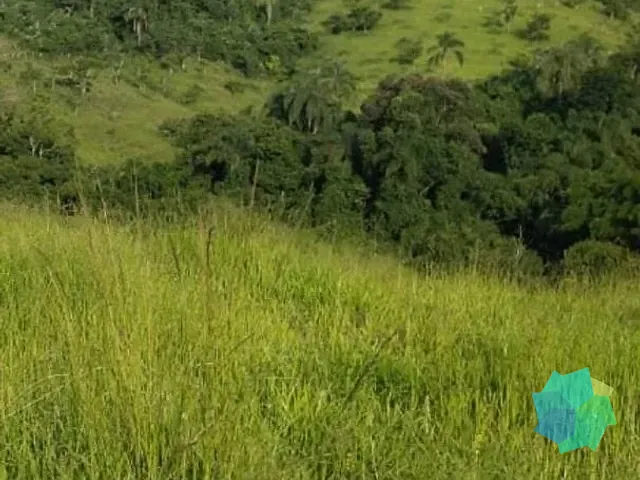 Fazenda com 3218600m² 3 quartos e 3 banheiros, à venda, no bairro Sapé I em Caçapava