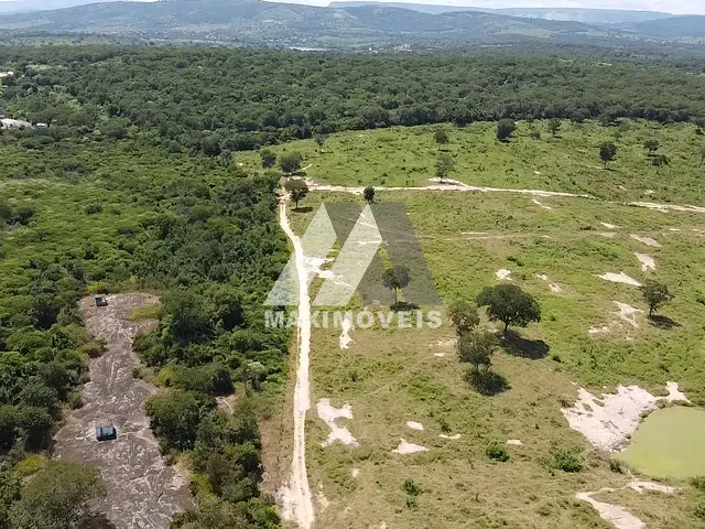 Fazenda com 1105632m² 2 quartos e 2 banheiros, à venda, no bairro Zona Rural em Itinga