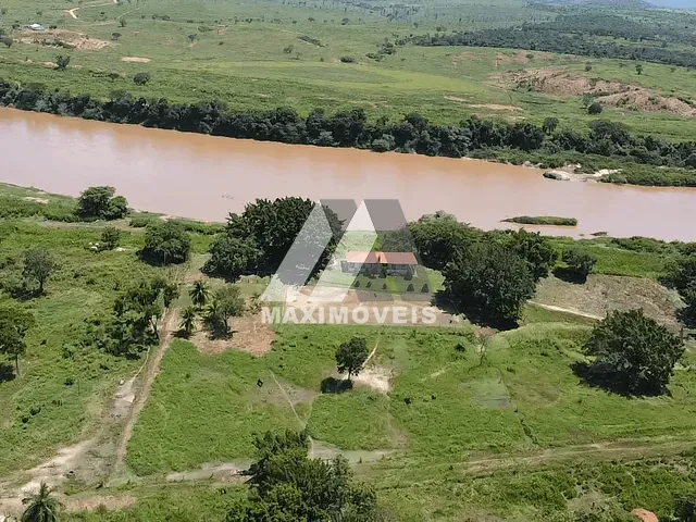 Fazenda com 1105632m² 2 quartos e 2 banheiros, à venda, no bairro Zona Rural em Itinga