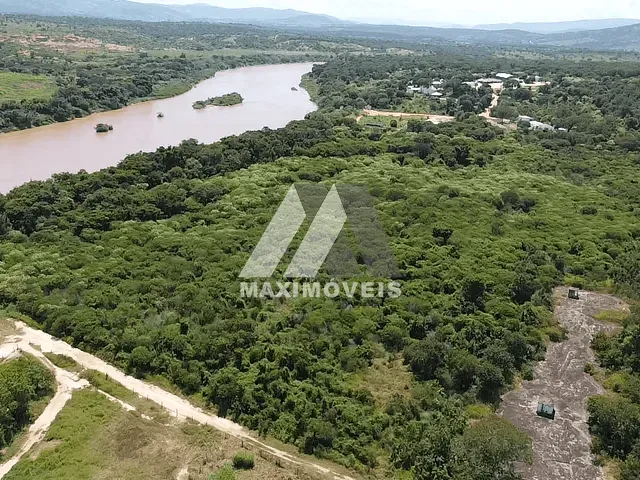 Fazenda com 1105632m² 2 quartos e 2 banheiros, à venda, no bairro Zona Rural em Itinga