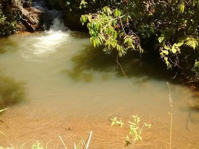 Fazenda com 484000m² 3 quartos e 2 banheiros, à venda, no bairro Centro em Luziânia