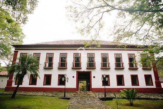 Fazenda à venda com 15 quartos, 10m² - Foto 2