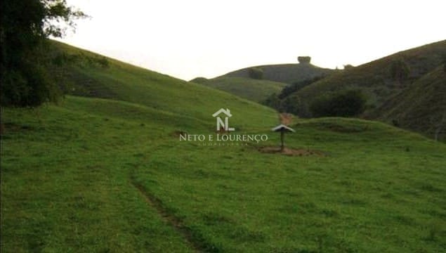 Fazenda à venda com 15 quartos, 10m² - Foto 27