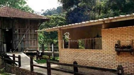 Fazenda à venda com 15 quartos, 10m² - Foto 35