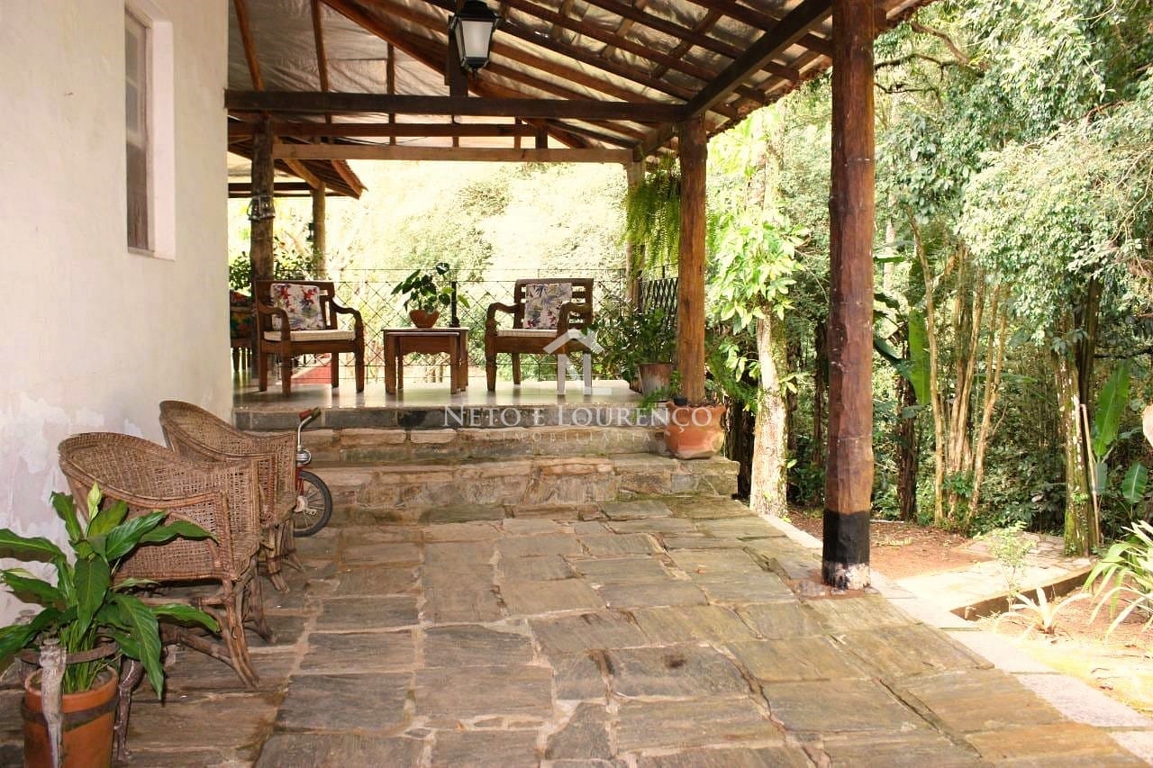 Fazenda à venda com 15 quartos, 10m² - Foto 37