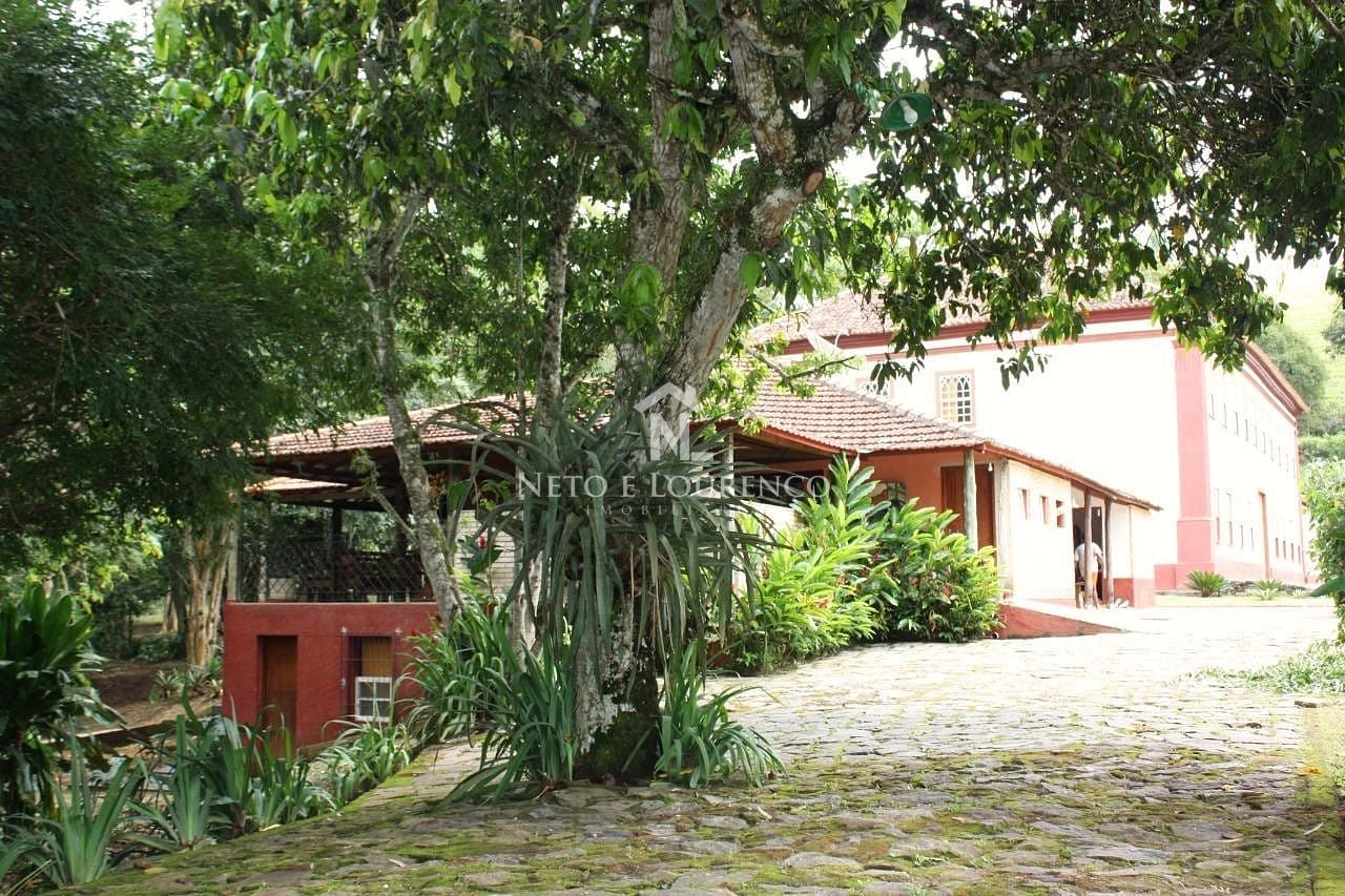 Fazenda à venda com 15 quartos, 10m² - Foto 41