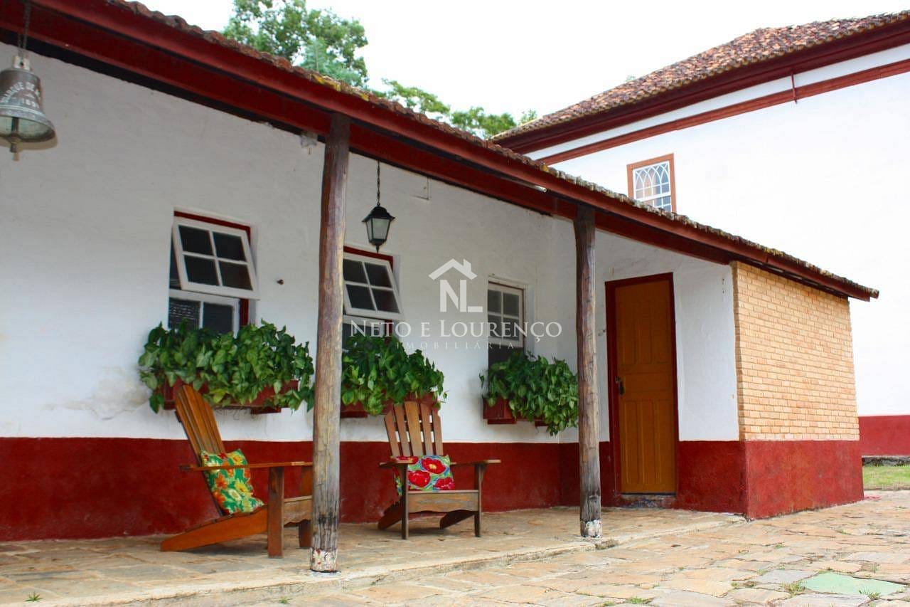 Fazenda à venda com 15 quartos, 10m² - Foto 31