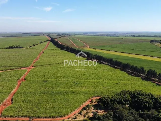 Fazenda com 1766600m², à venda, no bairro Jardim Silvania (Vila Xavier) em Araraquara