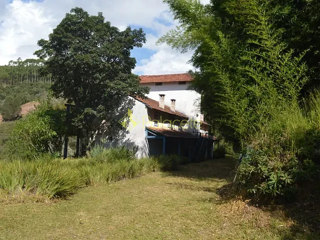 Fazenda com 89m² 10 quartos e 11 banheiros, à venda, no bairro Campo Alegre em Cunha
