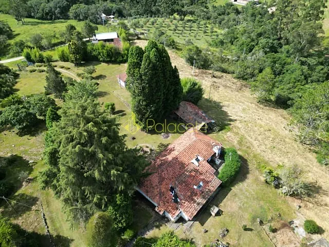 Fazenda com 89m² 10 quartos e 11 banheiros, à venda, no bairro Campo Alegre em Cunha