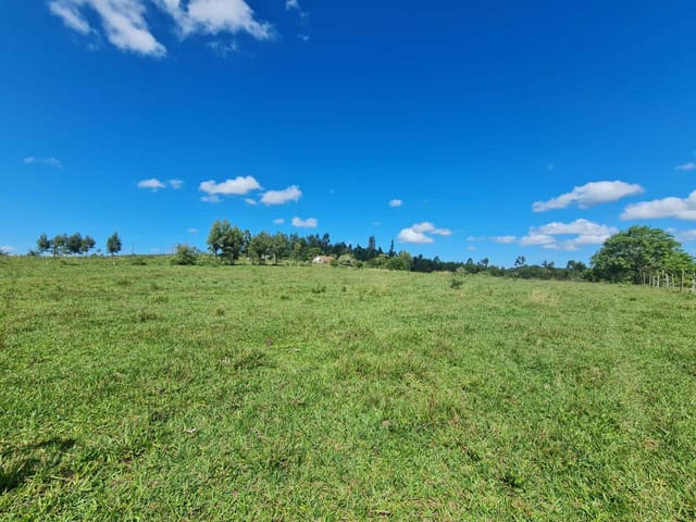 Fazenda à venda, no bairro Araruama em Araruama