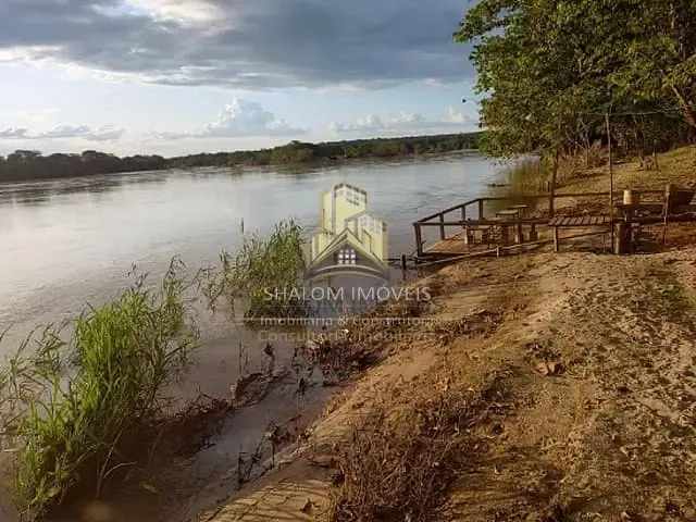 Terreno com 3000m², à venda, no bairro Centro em Tres Marias