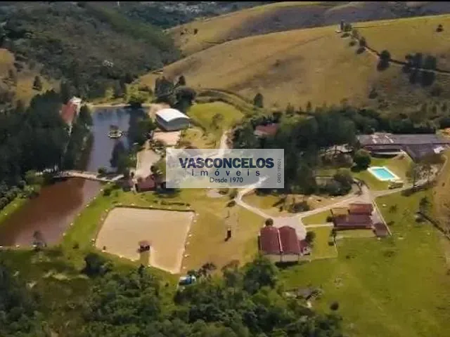 Fazenda com 701800m² 80 quartos e 50 banheiros, à venda, no bairro Zona Rural em Paraibuna