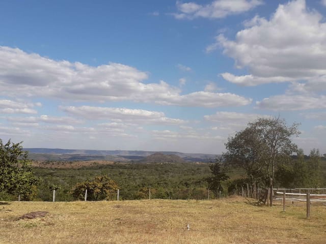 Fazenda com 150m² 2 quartos e 2 banheiros, para alugar, no bairro Zona Rural em Caçu