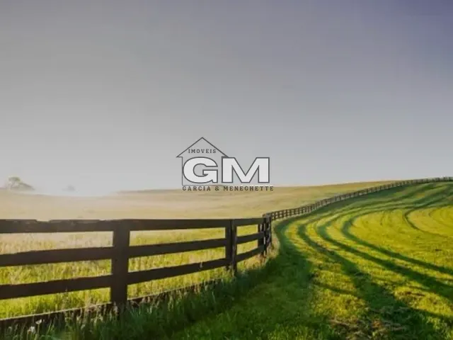 Fazenda com 508200m², à venda, no bairro Zona Rural em Capitólio