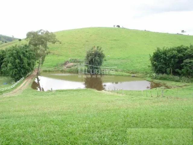 Fazenda com 508000m², à venda, no bairro Centro em Biritiba Mirim