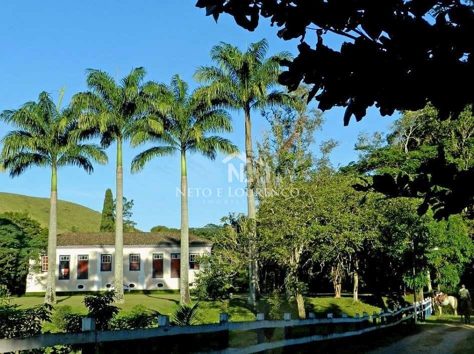Fazenda à venda com 18 quartos, 10m² - Foto 2