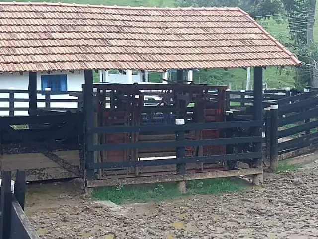 Fazenda com 2830000m² 3 quartos e 2 banheiros, à venda, no bairro Jardim São José em Caçapava
