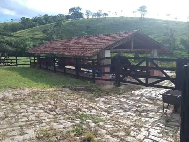 Fazenda com 2830000m² 3 quartos e 2 banheiros, à venda, no bairro Jardim São José em Caçapava