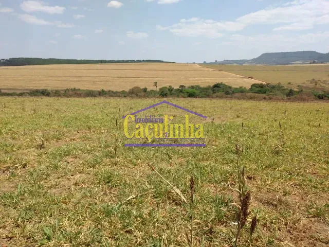 Fazenda com 88300000000m², à venda, no bairro Centro em Monte Santo de Minas