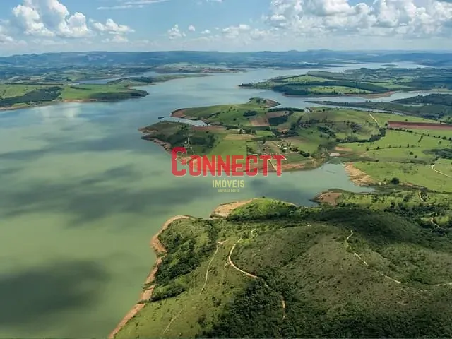 Fazenda com 12380000m² 1 quarto e 1 banheiro, à venda, no bairro Zona Rural em Pimenta