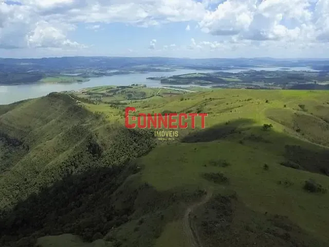 Fazenda com 12380000m² 1 quarto e 1 banheiro, à venda, no bairro Zona Rural em Pimenta