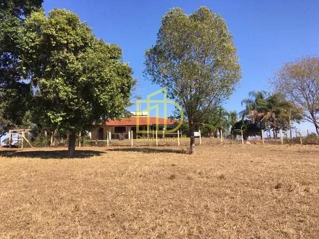 Fazenda com 15730000m², à venda, no bairro Centro em Limeira do Oeste