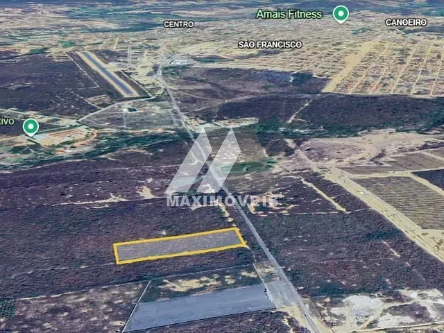 Chácara com 33600m², à venda, no bairro Zona Rural em Araçuaí