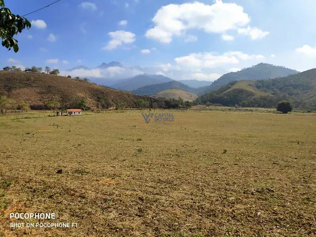 Fazenda com 6050000m² 3 quartos e 1 banheiro, à venda, no bairro Vila Brito em Lorena