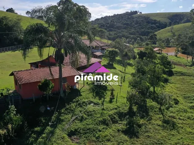 Fazenda com 660000m², à venda, no bairro Borda Do Campo em Cunha