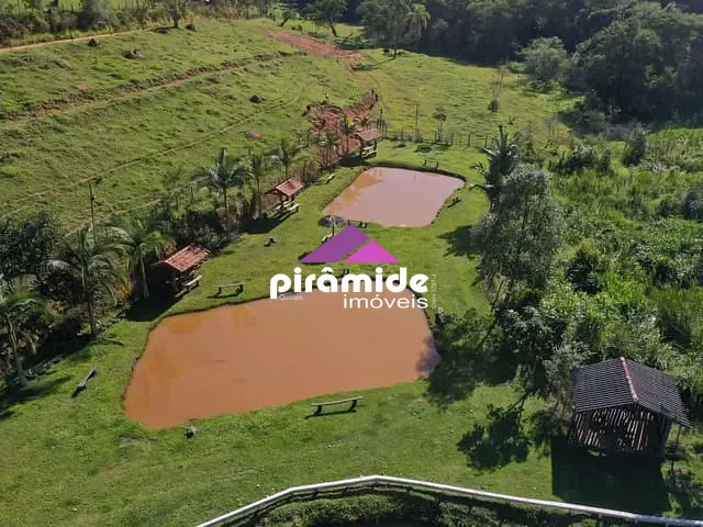 Fazenda com 660000m², à venda, no bairro Borda Do Campo em Cunha