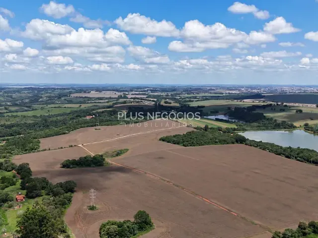 Fazenda com 650000m², à venda, no bairro Centro em Itapetininga