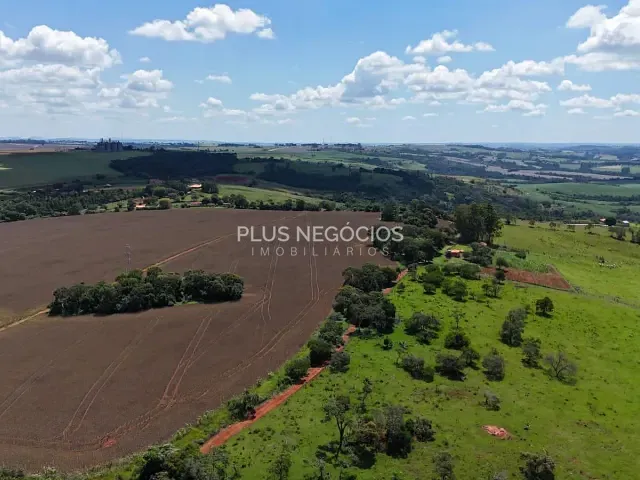 Fazenda com 650000m², à venda, no bairro Centro em Itapetininga