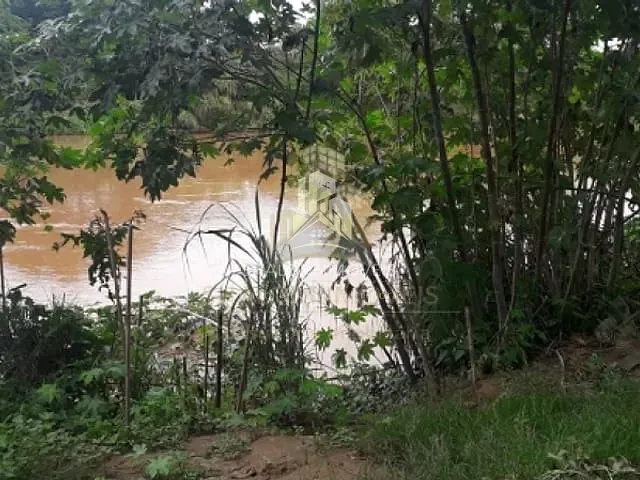 Fazenda 3 quartos e 1 banheiro, à venda, no bairro Inimutaba em Inimutaba