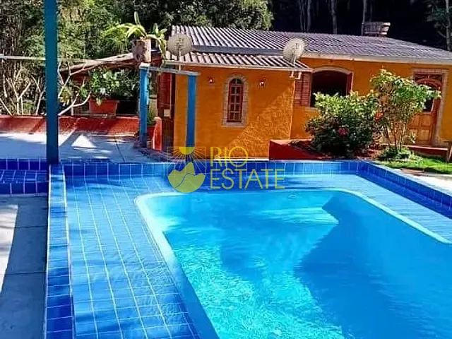 Sítio com 50000m² 3 quartos e 2 banheiros, à venda, no bairro Centro em Pinheiral