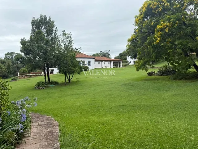 Fazenda com 2170000m² 50 quartos e 6 banheiros, à venda, no bairro Centro em Indaiatuba