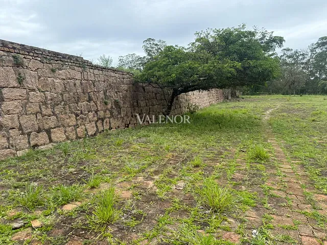 Fazenda com 2170000m² 50 quartos e 6 banheiros, à venda, no bairro Centro em Indaiatuba