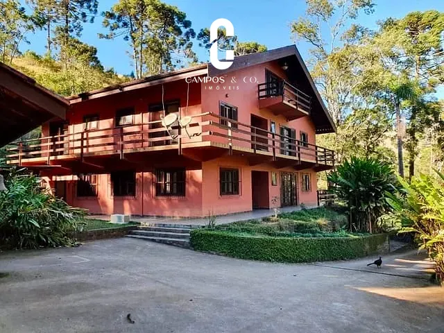 Fazenda com 455000m² 5 quartos e 4 banheiros, à venda, no bairro Rio Preto em Sapucaí-mirim
