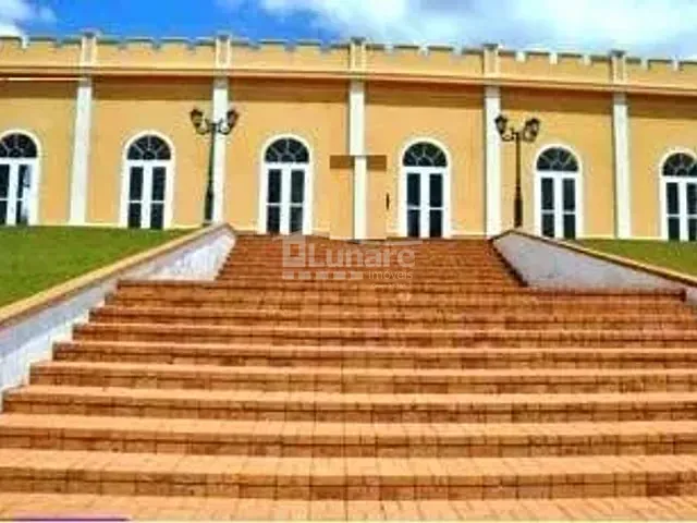 Fazenda com 24514600m² 20 quartos e 25 banheiros, à venda, no bairro Botucatu em Botucatu