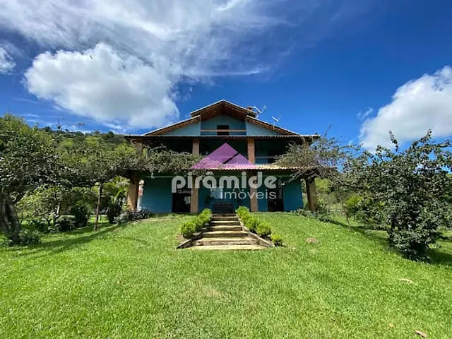 Fazenda com 2904000m² 5 quartos e 4 banheiros, à venda, no bairro Centro em Cunha