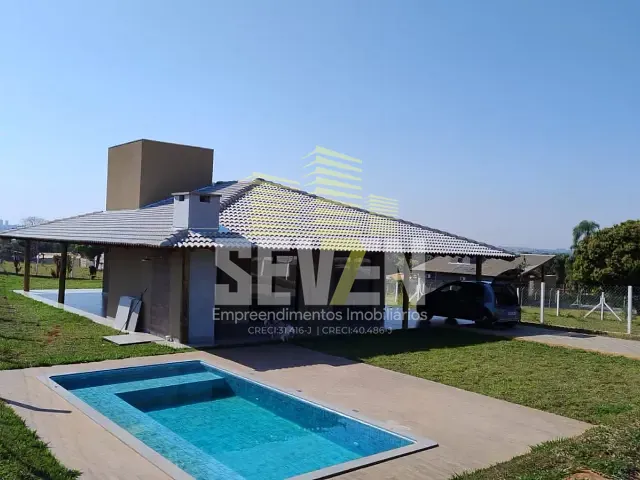 Fazenda com 1300m² 3 quartos e 3 banheiros, à venda, no bairro Jardim Ibiturana em Piratininga