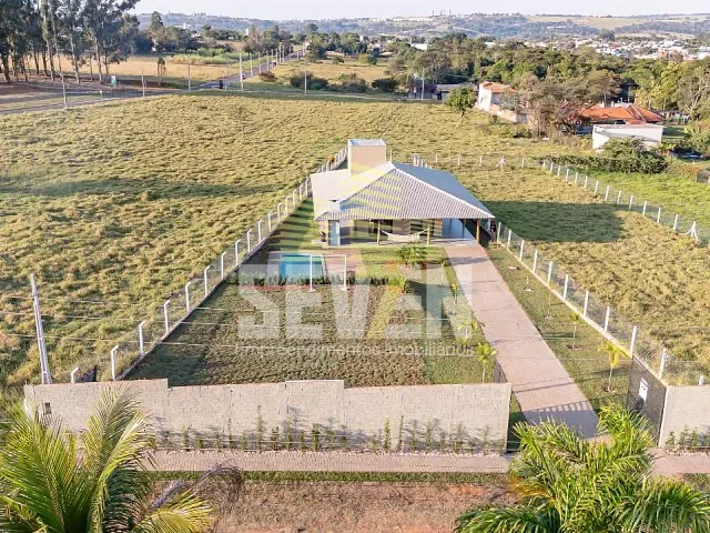Fazenda com 1300m² 3 quartos e 3 banheiros, à venda, no bairro Jardim Ibiturana em Piratininga