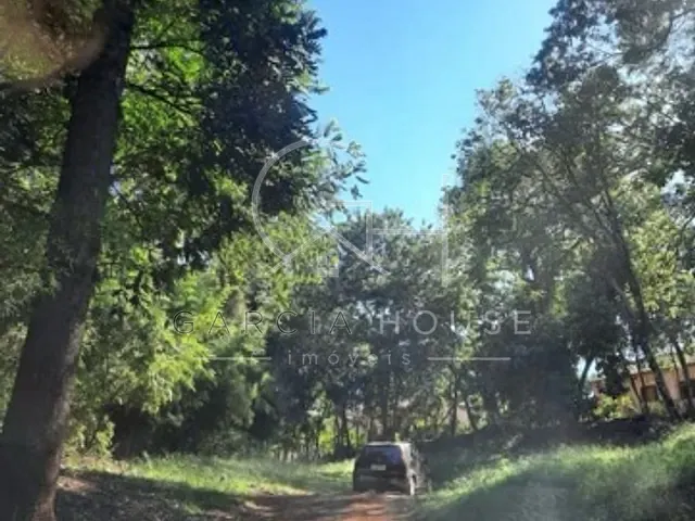 Fazenda com 33000m² 2 quartos e 1 banheiro, à venda, no bairro Zona Rural em Cravinhos