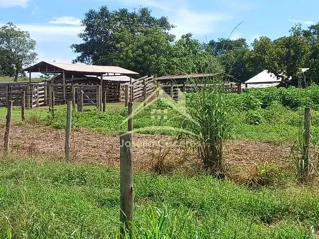Fazenda com 460000m² 3 quartos e 1 banheiro, à venda, no bairro rural em Várzea Grande