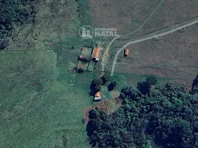 Fazenda com 289m², à venda, no bairro Guaraci em Guaraci