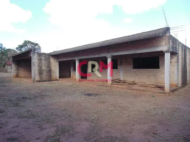 Chácara com 4082m² 4 quartos e 4 banheiros, à venda, no bairro Bairro Talavasso em Taquaritinga