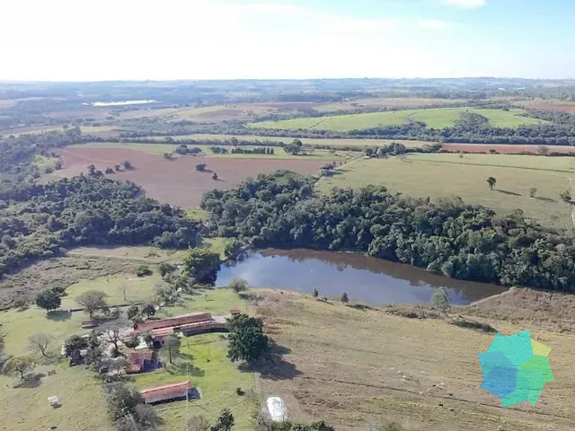 Fazenda com 1355200m² 6 quartos e 8 banheiros, à venda, no bairro Centro em Sorocaba