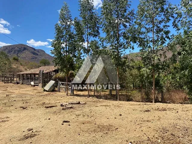 Fazenda com 7250000m², à venda, no bairro Zona Rural em Coronel Murta