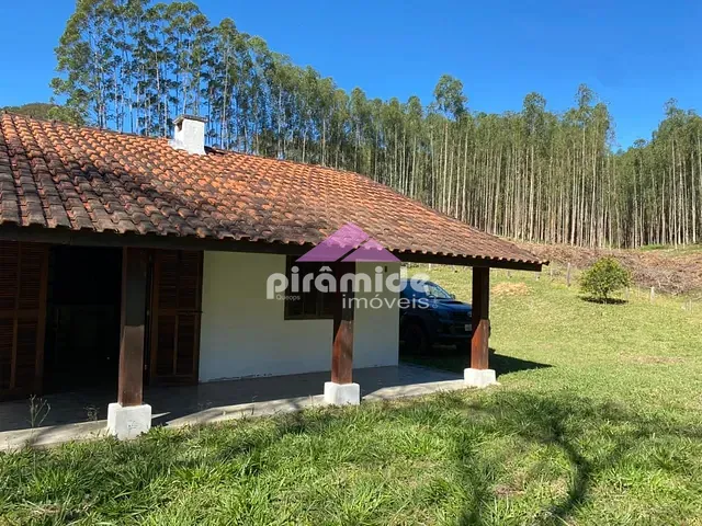 Fazenda com 1105940m², à venda, no bairro Cachoeira Grande em Lagoinha